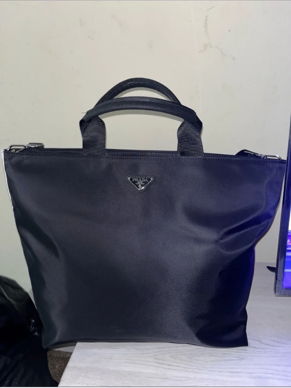 Cute fashion source unknown Black Nylon  Top-Handle Briefcase